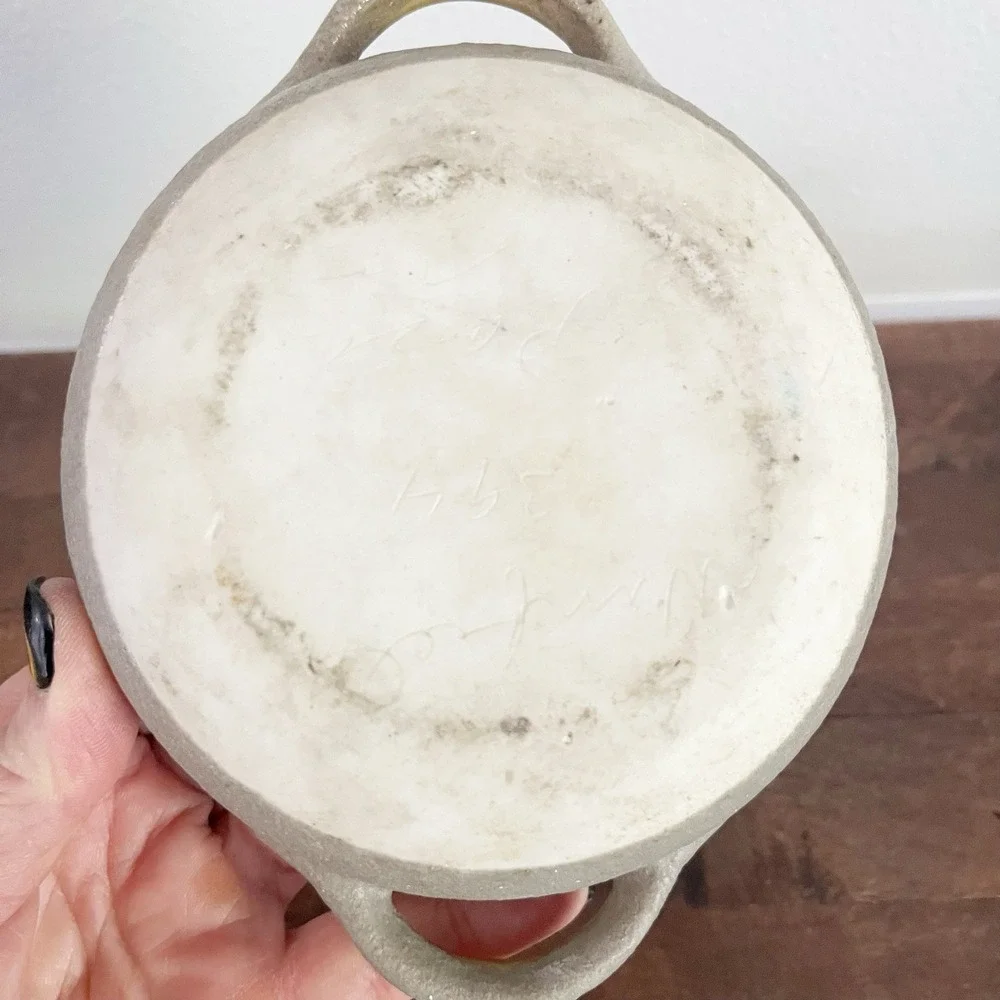 Winfield Pottery Covered Soup / Mini Casserole Dish